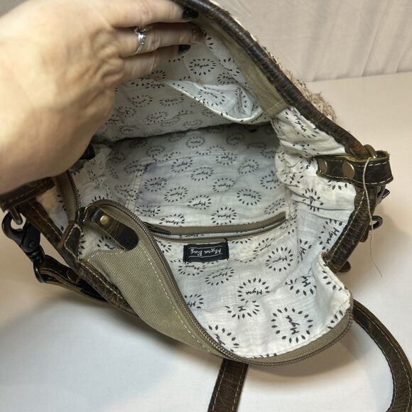 Myra Sand Weaver Upcycled Rug Canvas Leather Crossbody Bag Boho Southwest - Picture 7 of 10
